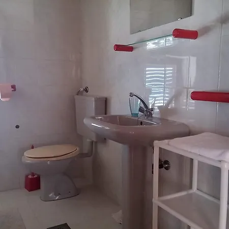 Holiday Apartment 1 דירה *